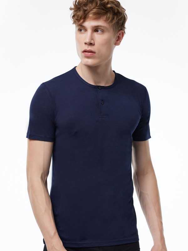 DFN Erkek Lacivert Düğmeli Yaka İnce Modal Yaz Serinliği T-Shirt 083