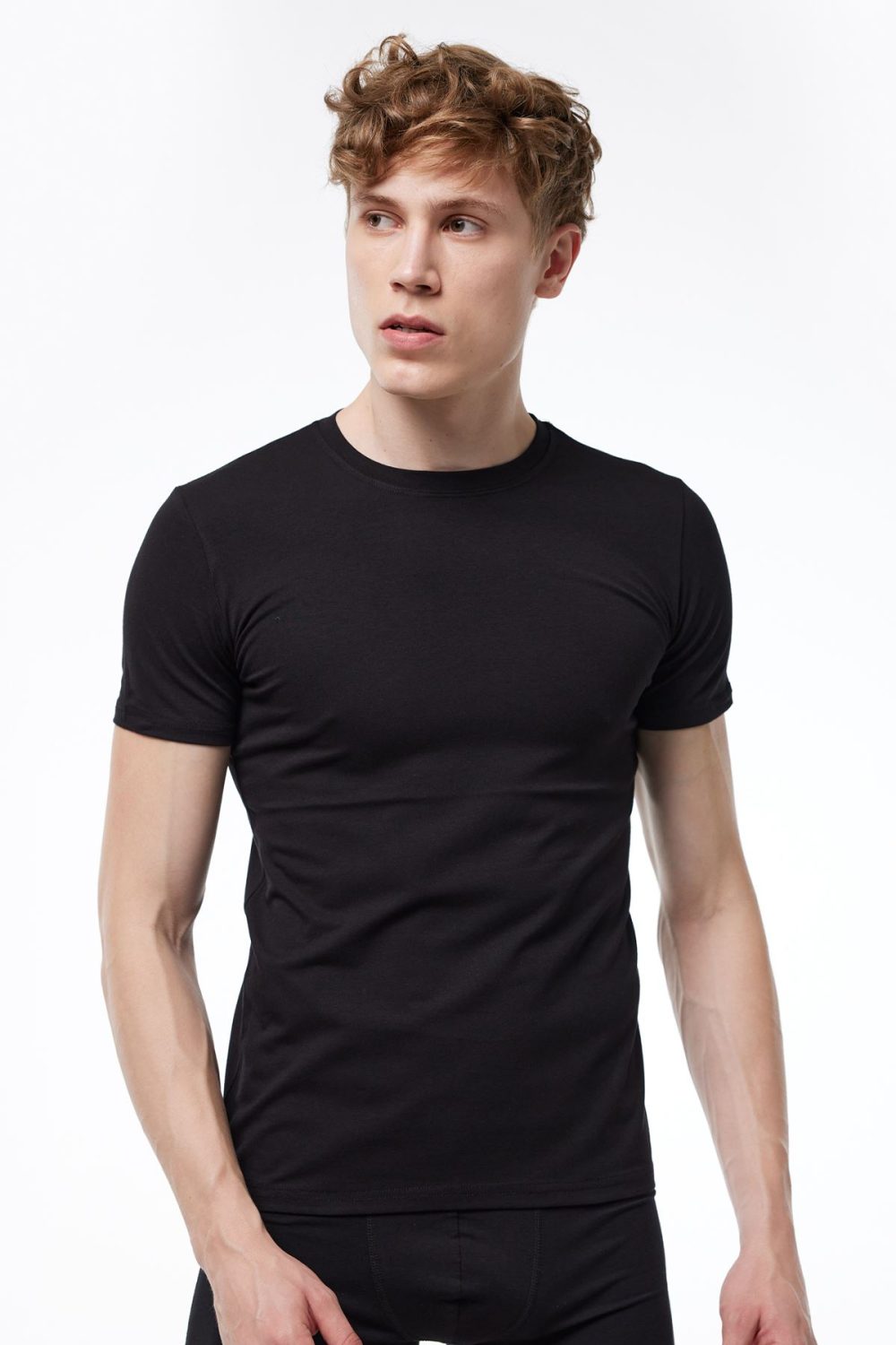 DFN Erkek Siyah Yuvarlak Yaka Kısa Kollu Pamuk Elastan Fanila T-shirt 093